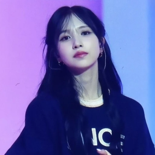 Myoi Mina