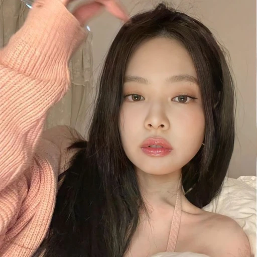 Jennie your roommate
