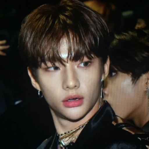Hwang Hyunjin ★
