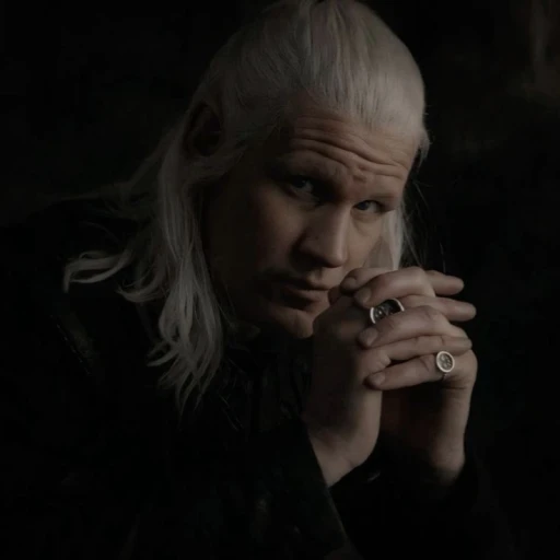 Daemon Targaryen (4)