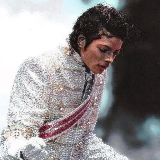 ` ✧ 𝑴𝒊𝒄𝒉𝒂𝒆𝒍 𝑱𝒂𝒄𝒌𝒔𝒐𝒏 ♬ `