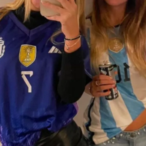 Diana and Sara