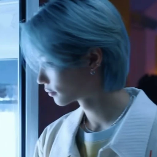 [⟨Lee Felix!⟩]