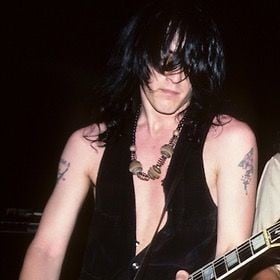 ♤ / Izzy Stradlin - Love overdose