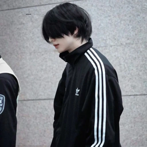 Bully Hyunjin