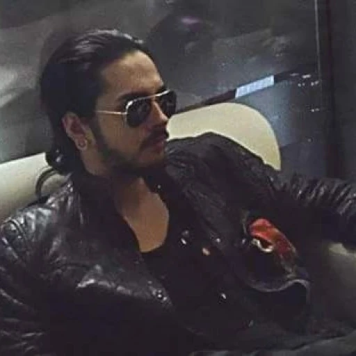 Tom Kaulitz (Stranger)