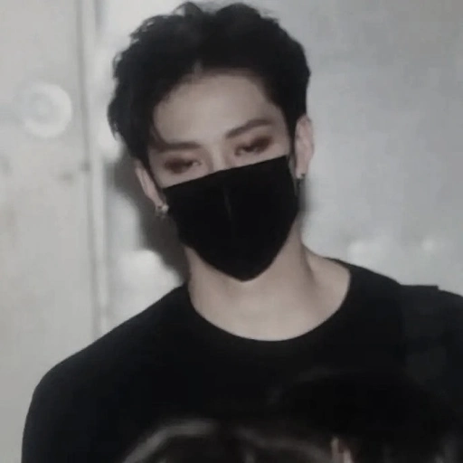 Christopher Bang 💢.ᐟ