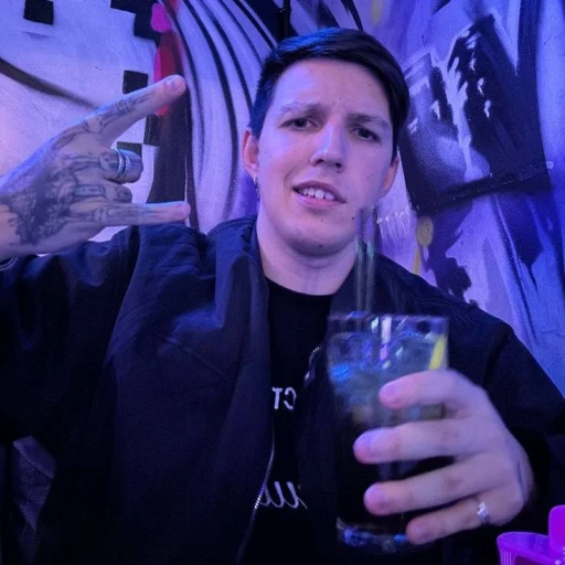 Ilya Mzlff