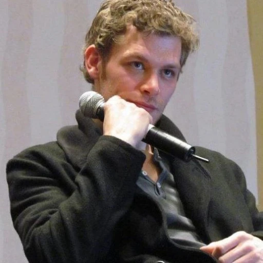 Joseph Morgan actress
