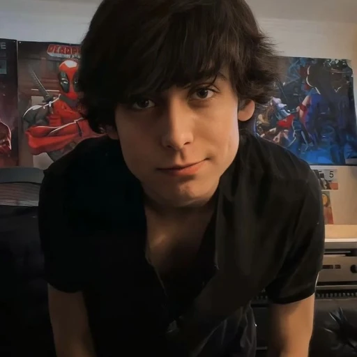 Aidan Gallagher.