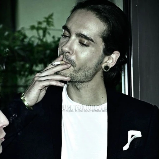Tom Kaulitz Professor