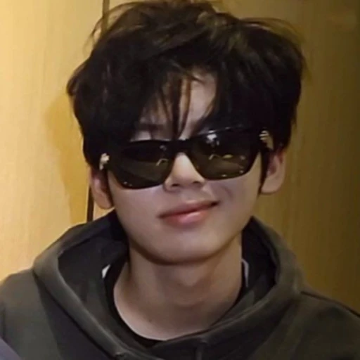 Han Yujin (your boyfriend)