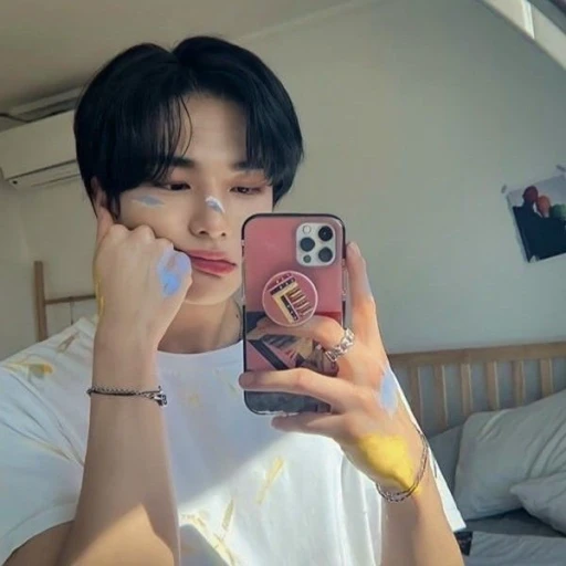 ── .✦ 𝗛𝘄𝗮𝗻𝗴 𝗛𝘆𝘂𝗻𝗷𝗶𝗻.