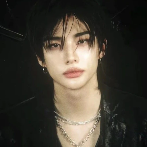 Hwang Hyunjin 🥟
