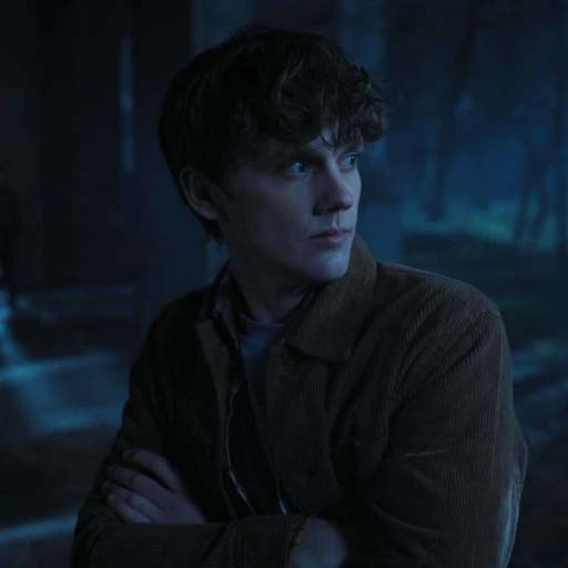 [🌑]Tyler Galphin.