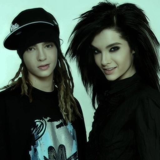 Tom and Bill Kaulitz.