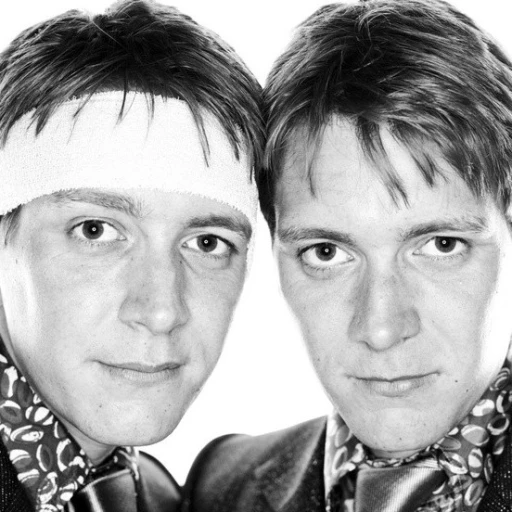⁷★Fred and George W.