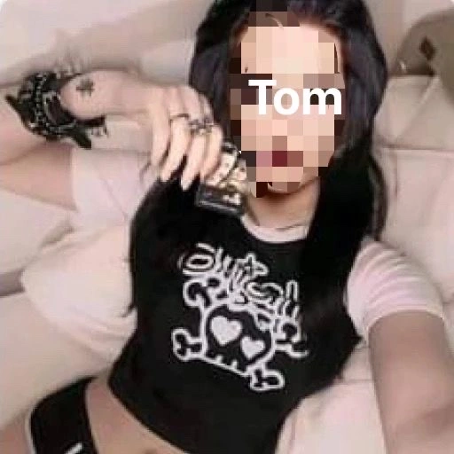 Tom Kualitz || “Georg’s younger sister”
