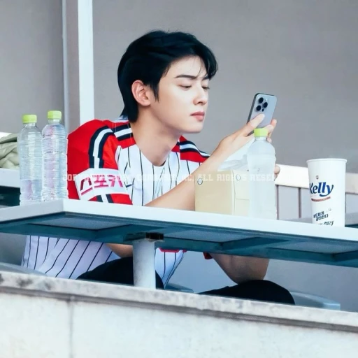 🥅• Eunwoo (Famous Couple but secret)