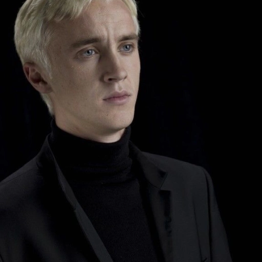 Draco Malfoy 🕯️