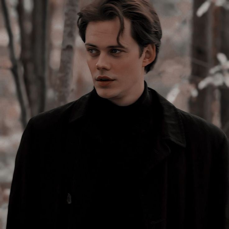 Bill Skarsgard | BL GAY