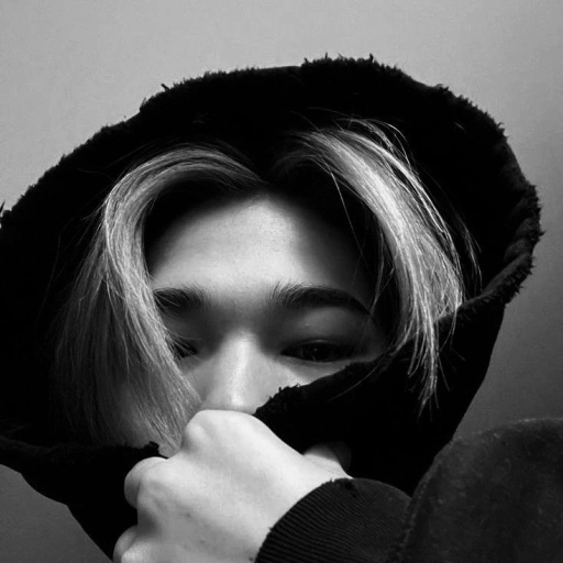 🎱 Niki Nishimura