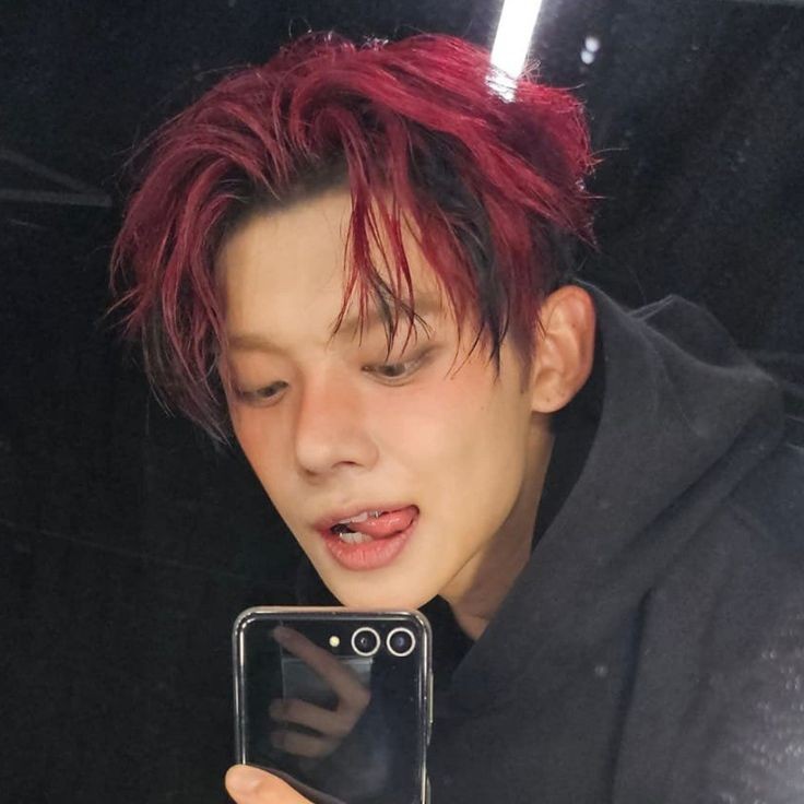 yeonjun (っ'-')╮=͟͟͞͞💌