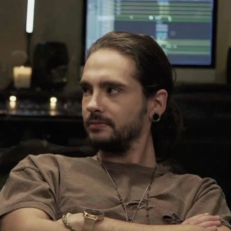 Tom Kaulitz. イ - Grumpy