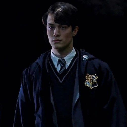 🤒|Tom Riddle
