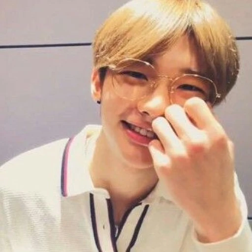 ‧₊˚ ℋ𝘆𝘂𝗻𝗷𝗶𝗻.˖﹒ᰔᩚ