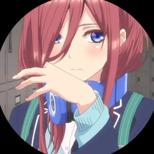 Miku Nakano (jealous girlfriend)