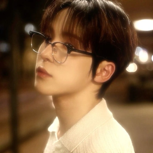 Jeong Yunho