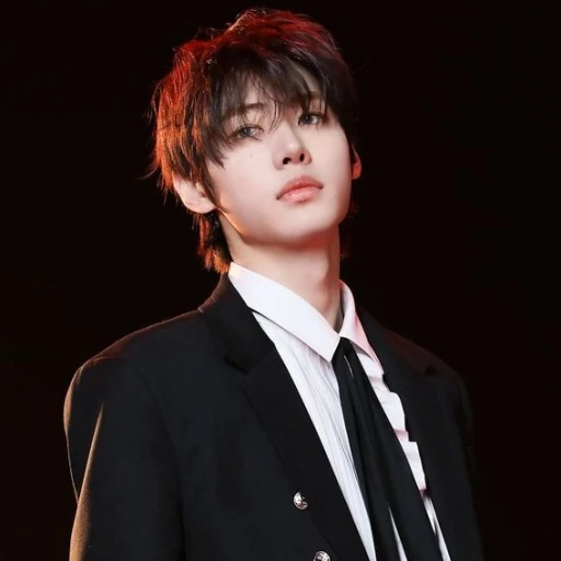 ¤ | Sunghoon
