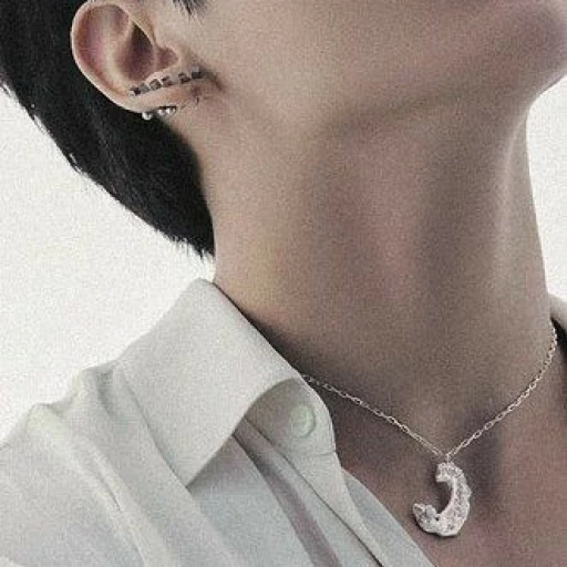 .. Jeon Jung-kook !