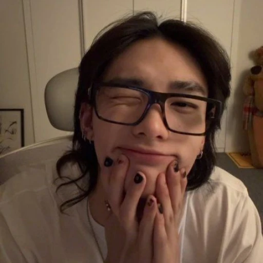 ୧ Hyunjin
