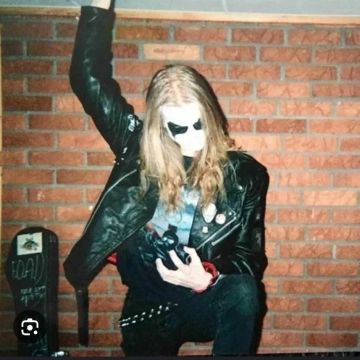 Pelle Ohlin... 𖨆