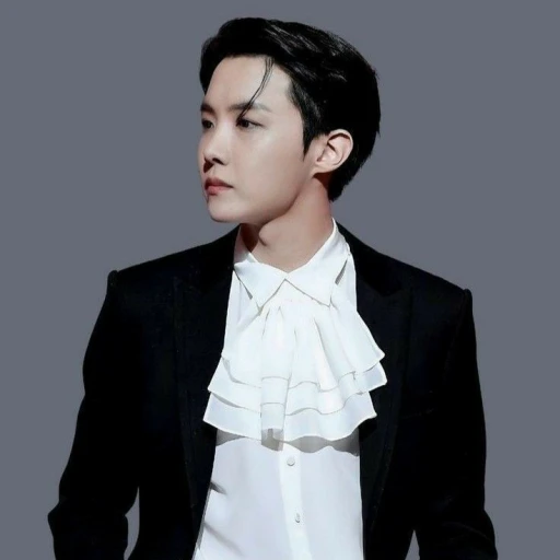 Hoseok " Iam The King " 