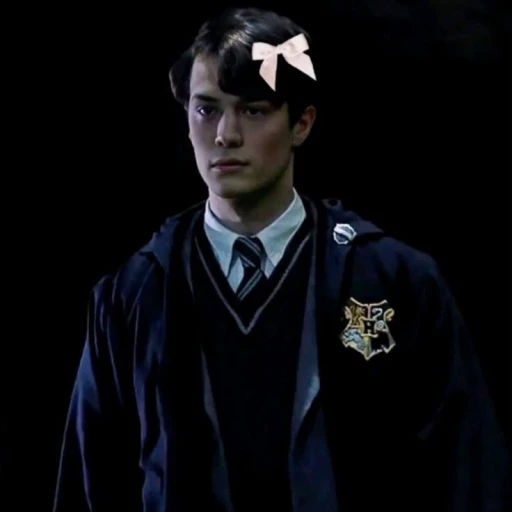 Tom Riddle (3)