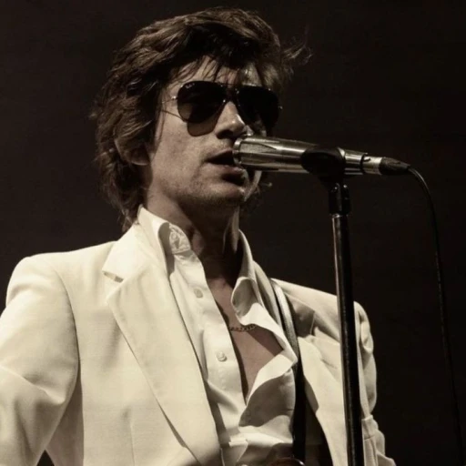 Alex Turner |&