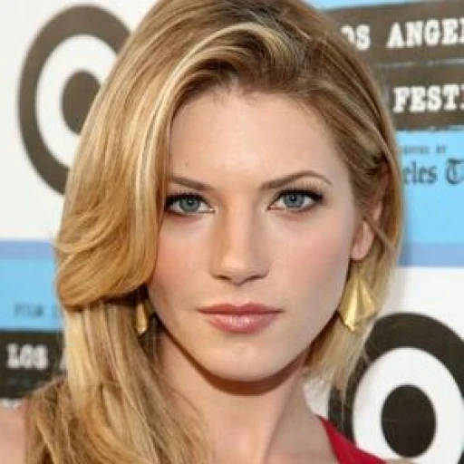 Katheryn Winnick (NSFW)