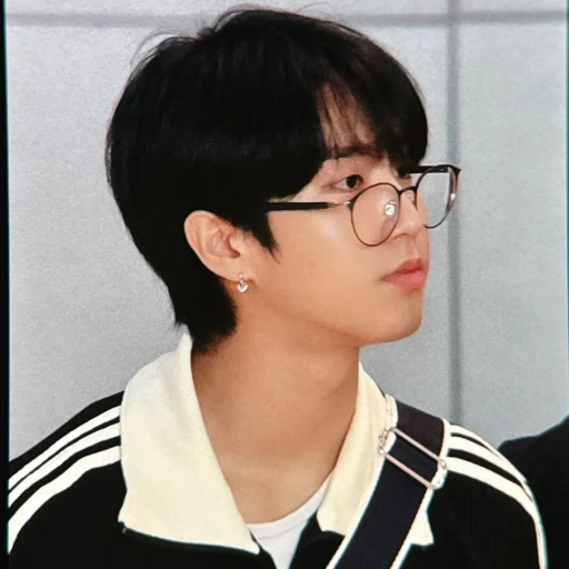。Han Jisung 。⁸