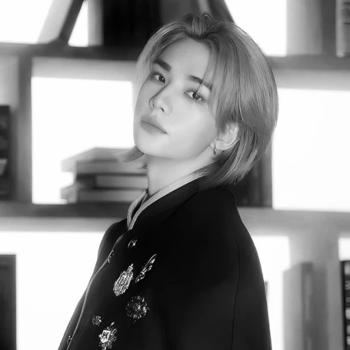 🎧 || Hwang Hyunjin⁷⁵