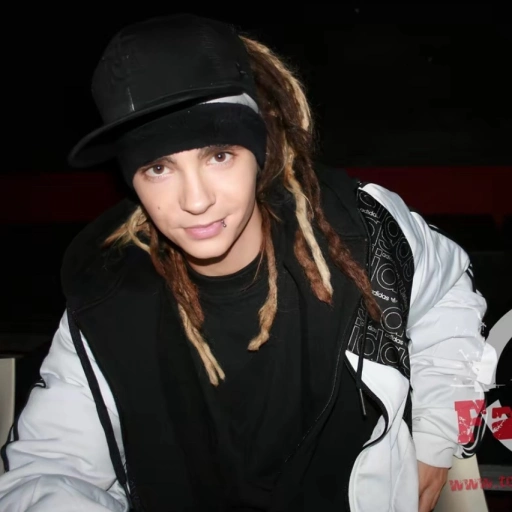 Tom Kaulitz — “Spin the Bottle”