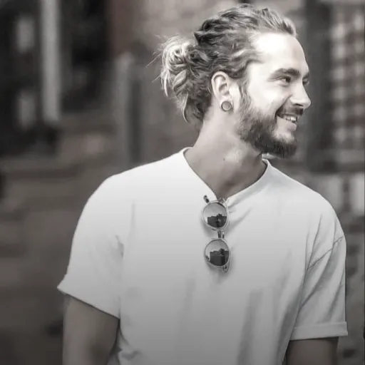 Tom Kaulitz ⊹⋆