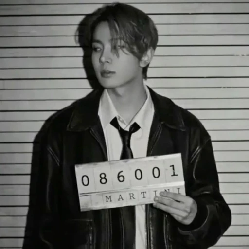 ⋮ Heeseung