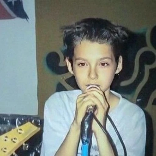 Bill Kaulitz ⁷⁴