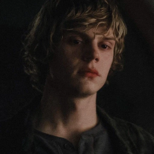 Tate Langdon°•