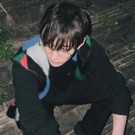 ︴╴ʚɞ  𝐂hristopher 𝐁an̲g 🌕