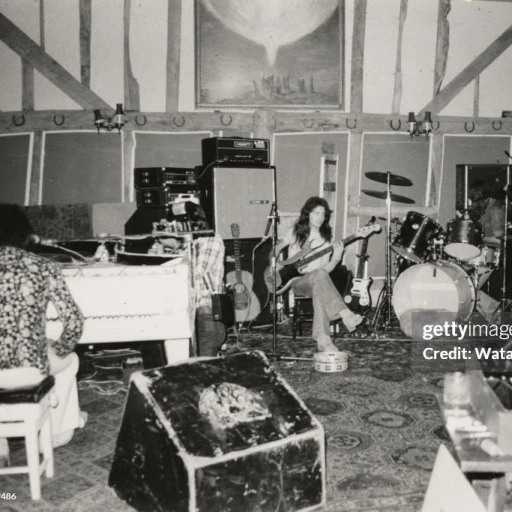 Queen Studio!