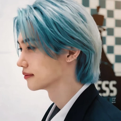 •Felix•